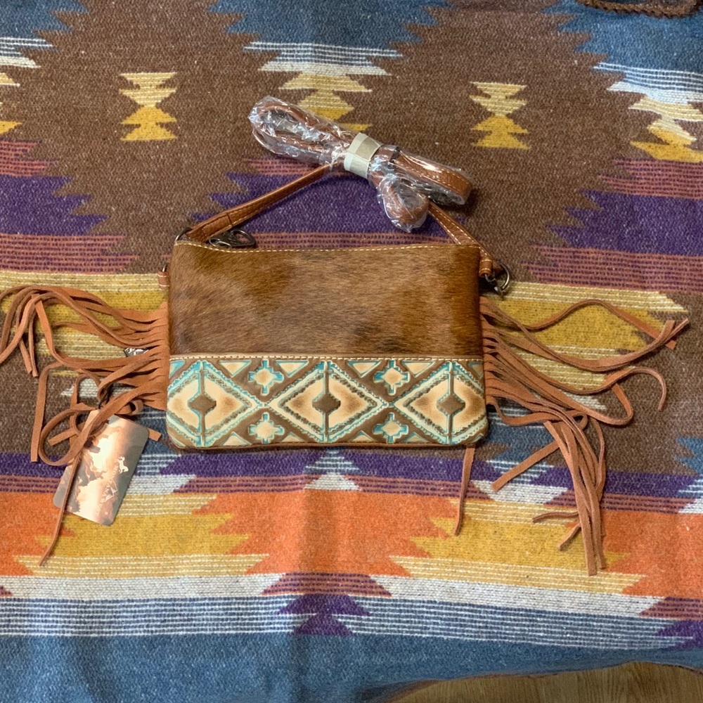 Cross body purse